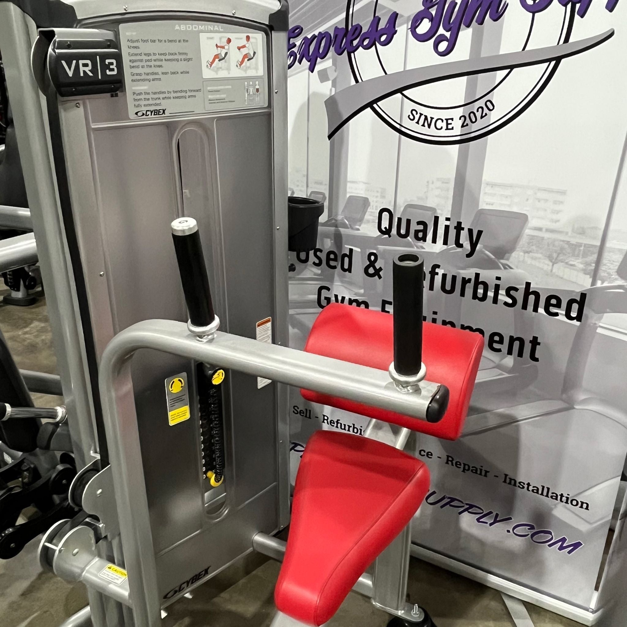 Front right view of the Cybex VR3 Abdominal in Warehouse, Red seating