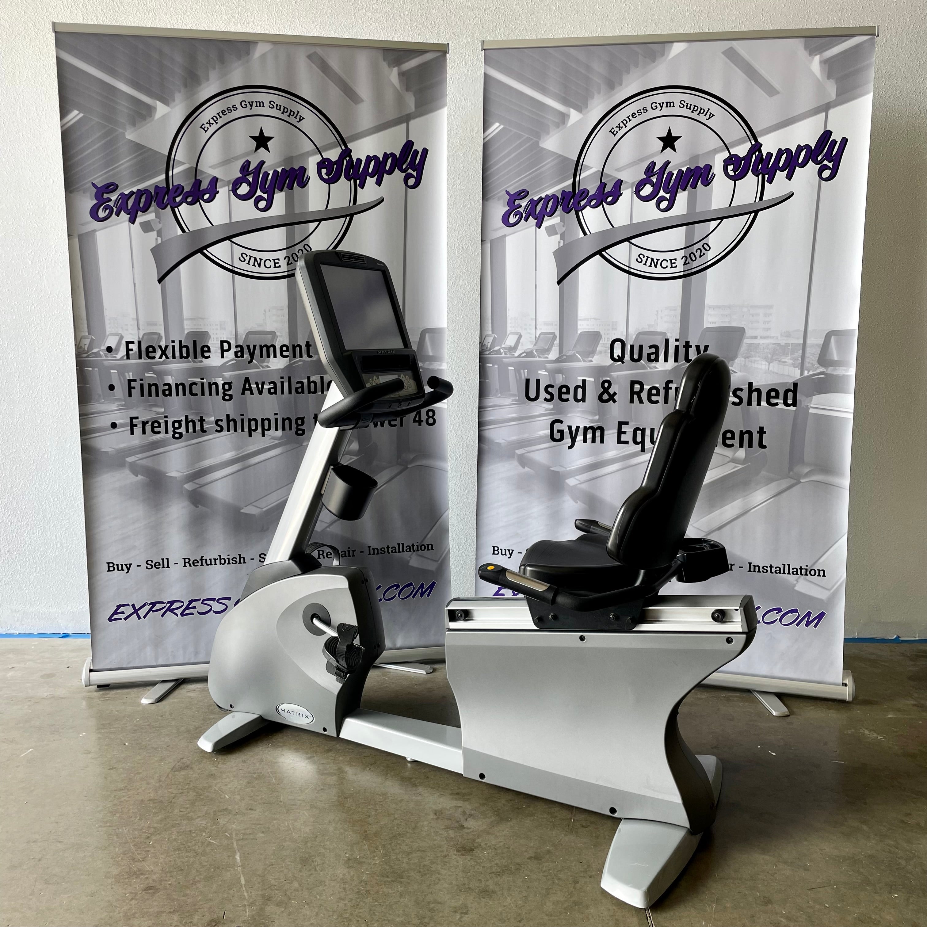 Used Matrix R7x Recumbent Bike
