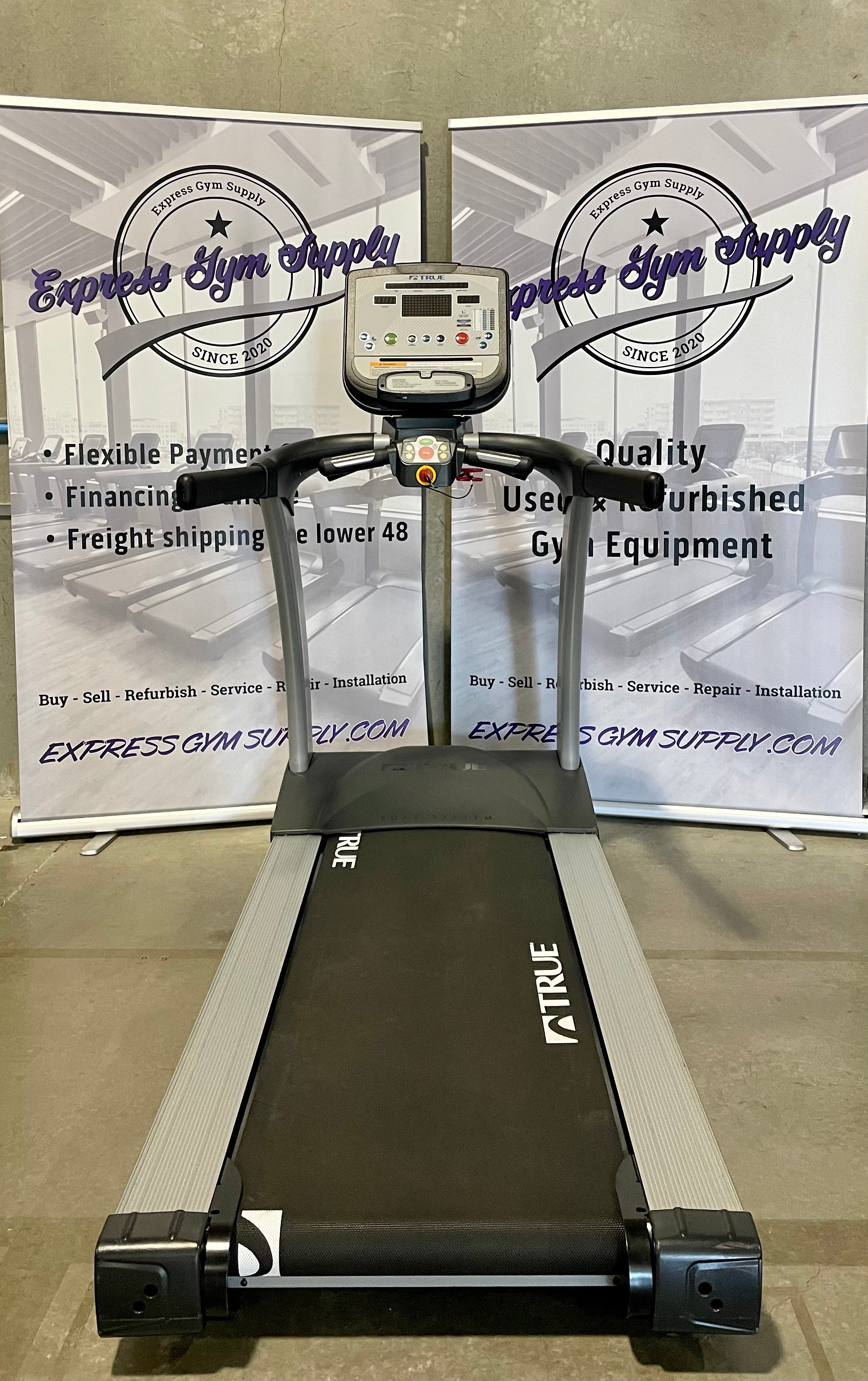 Used True Fitness TC400 Treadmill